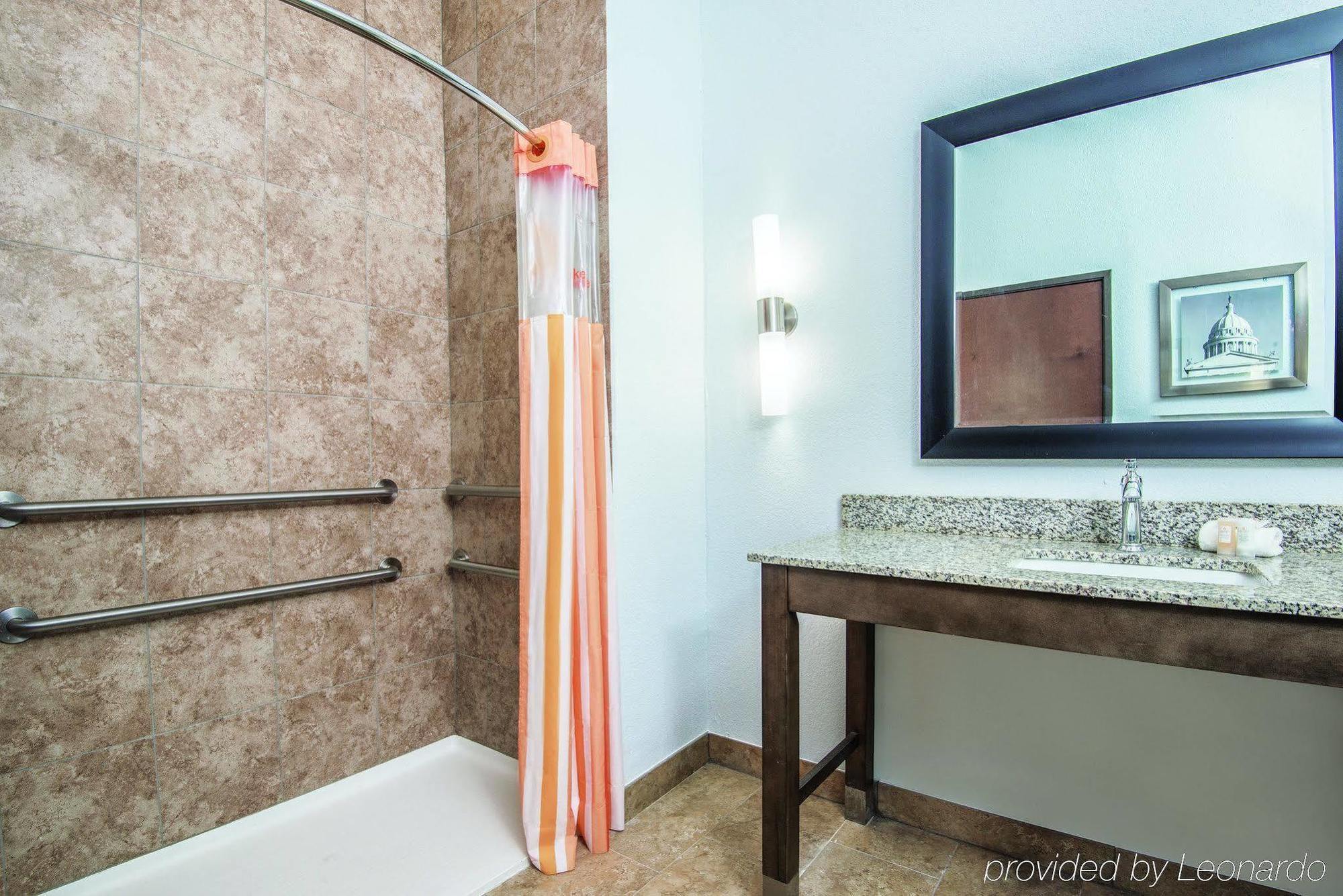La Quinta By Wyndham Guthrie Hotel Luaran gambar